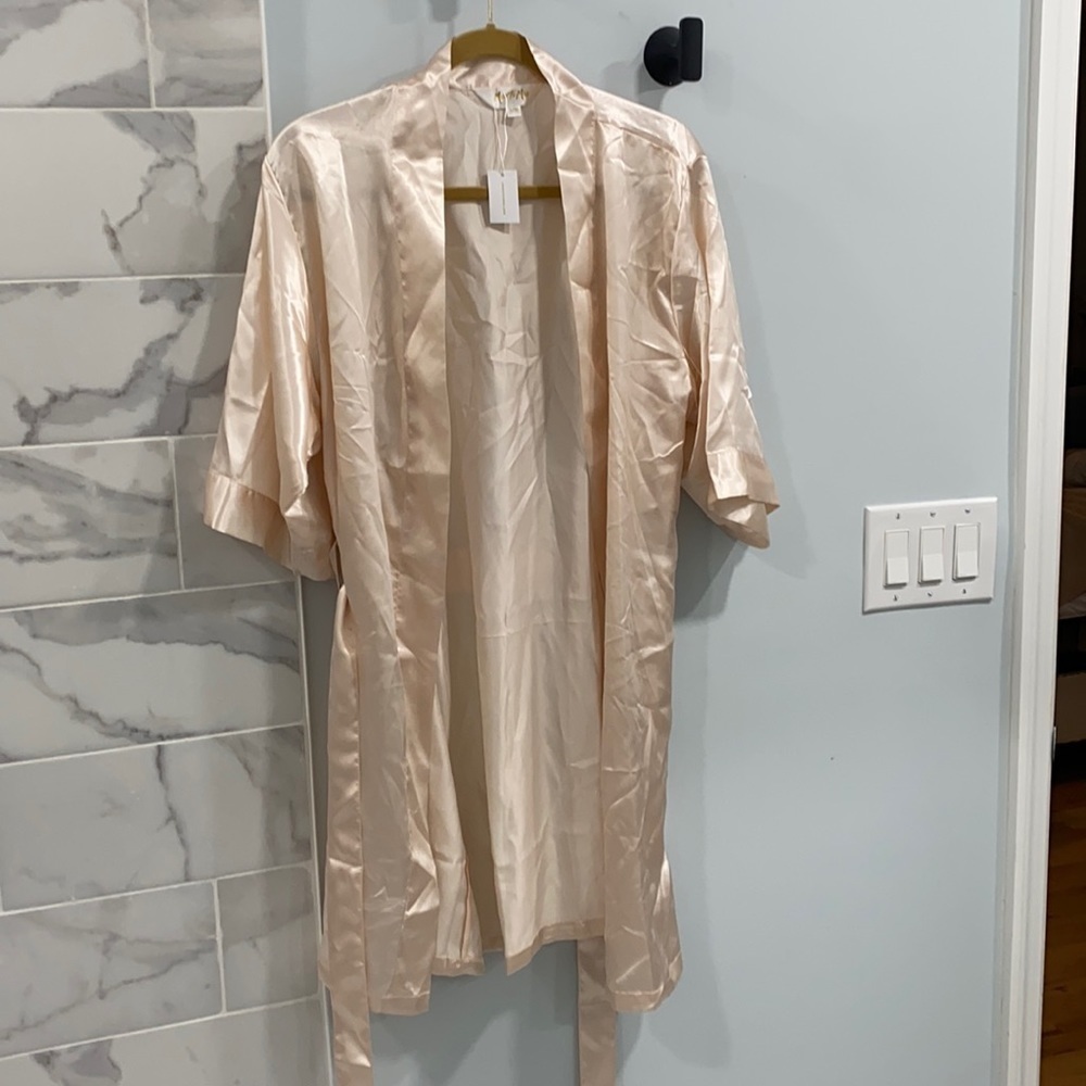 Silk pink bridal robe